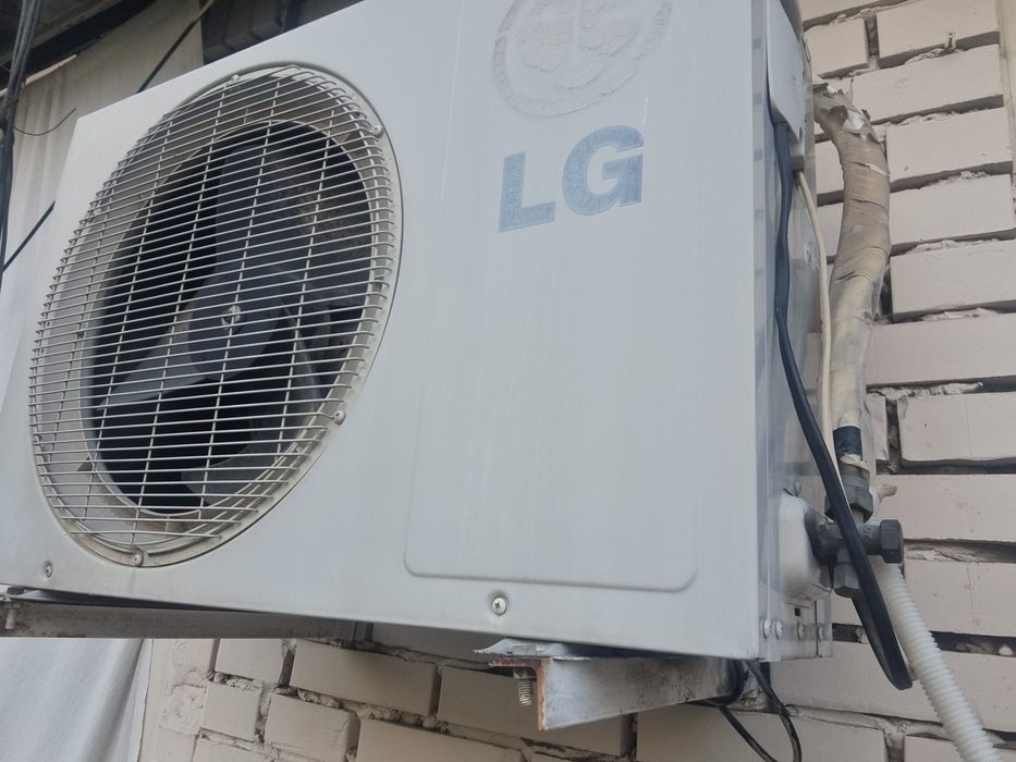 Кондиционер LG G12LHS