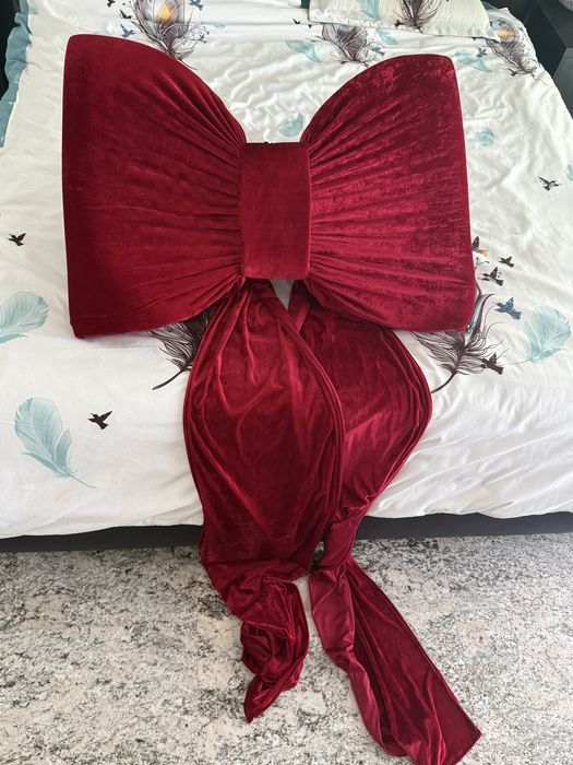 Funda rostie foarte mare