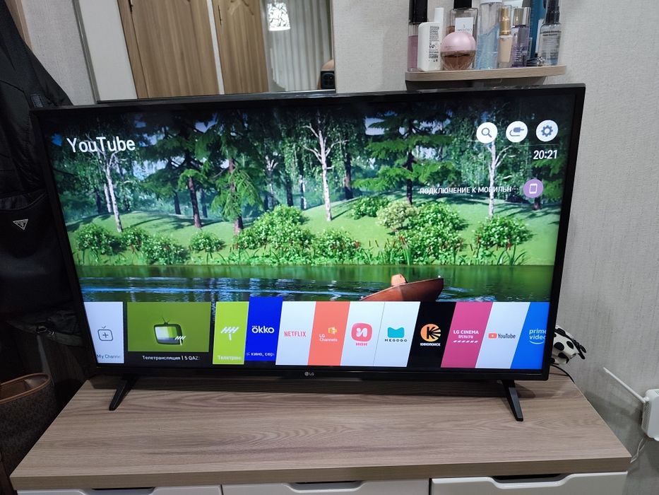 Телевизор LG Смарт 108 см диагональ