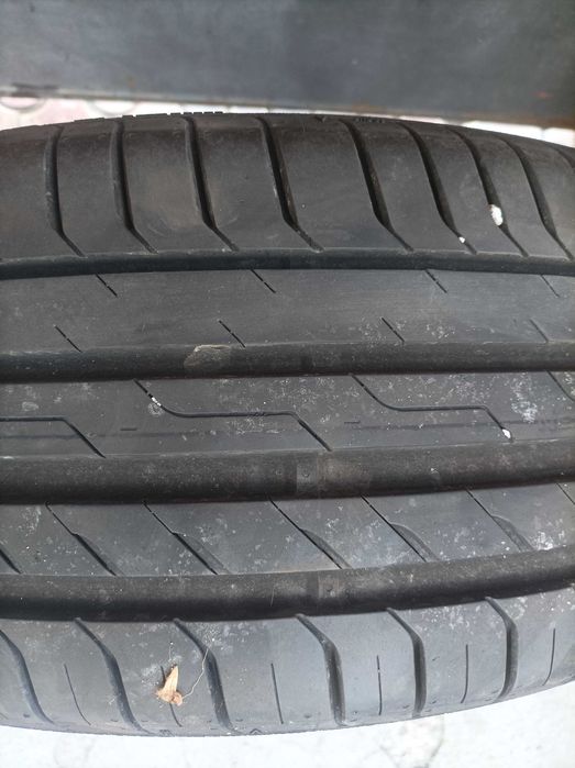 Гуми 215/55/18 летни