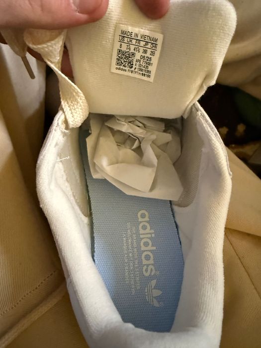 Adidas Campus Crem mărimea 39, 41, 42 si 43