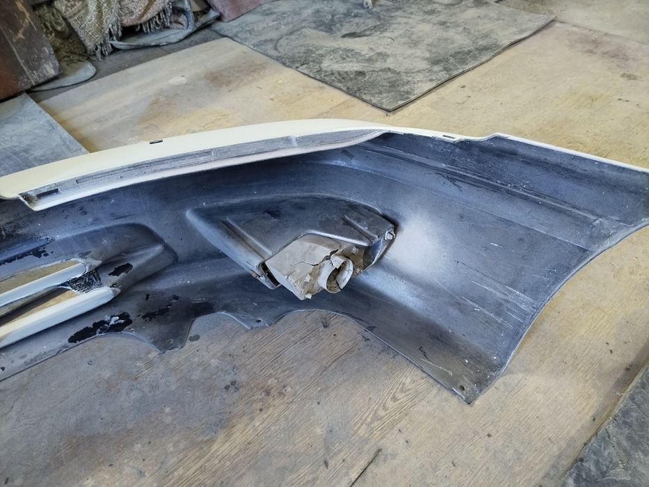 Бампер Тойота 25 грация