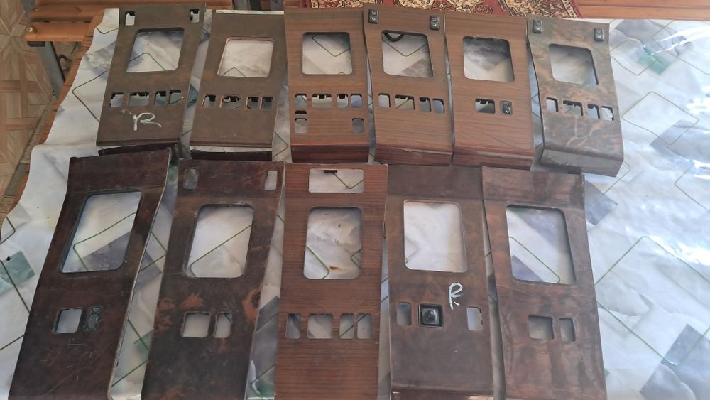 Мерс.124 консольи.