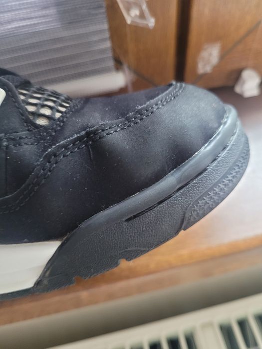 Nike Jordan Retro 4 white thunder