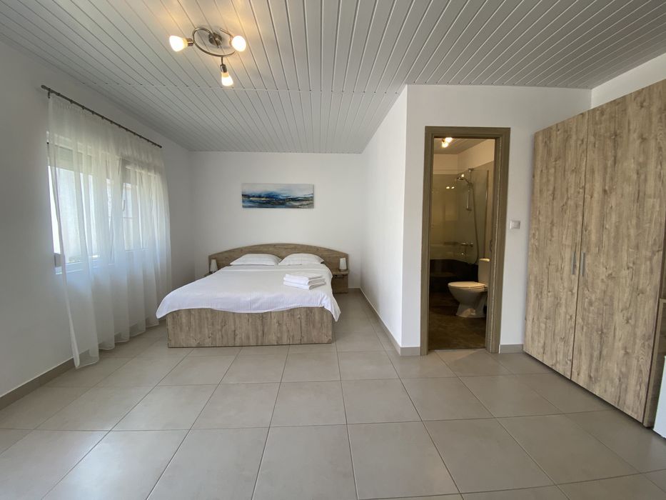 Inchiriez casute pe termen lung