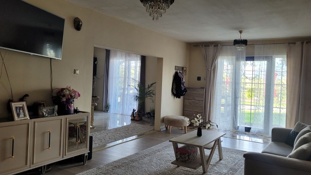 Vănd casă în Deva cu 1212 mp teren