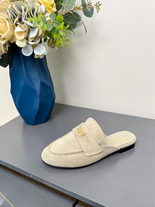 Miu Miu оригинални обувки естествена кожа 40 номер