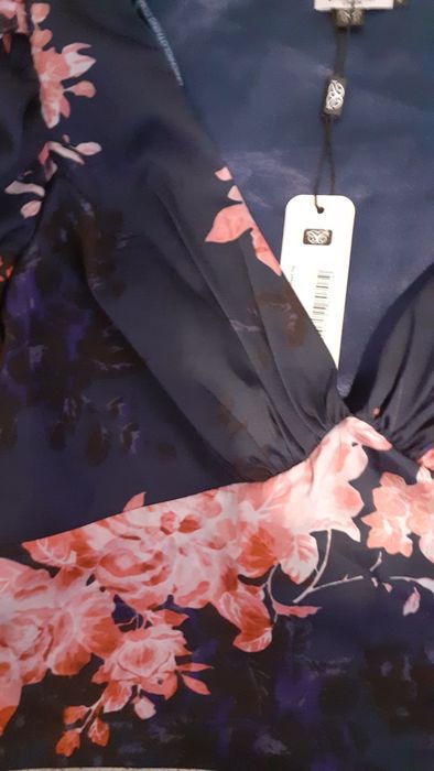 Нова дамска блуза Chi Chi London с принт на цветя