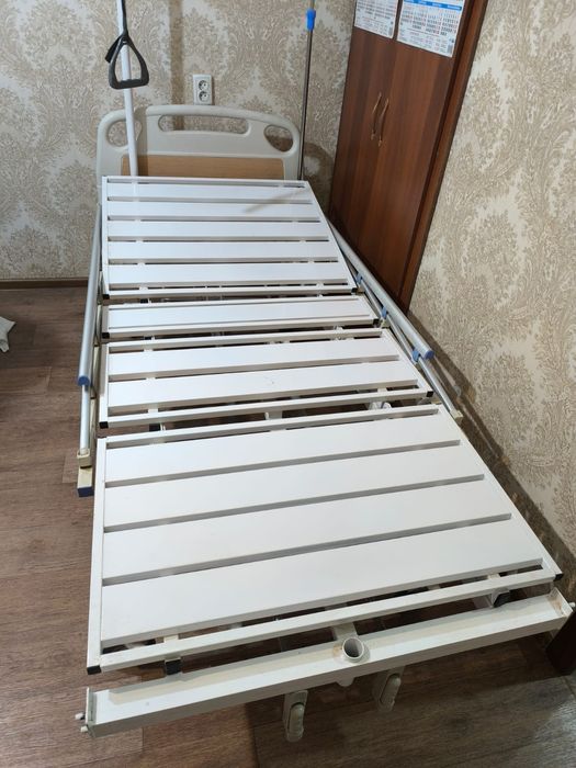 Продаётся медицинская кровать