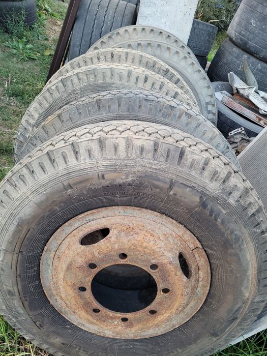 Anvelope si roti 10.00r20 cu 8 gauri pentru pentru remorci ag