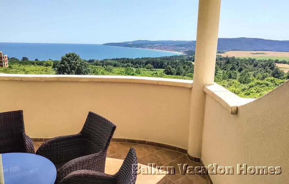 Продава се Тристаен апартамент в Бяла - 139 кв.м за 404 €/кв.м - Снимка #6