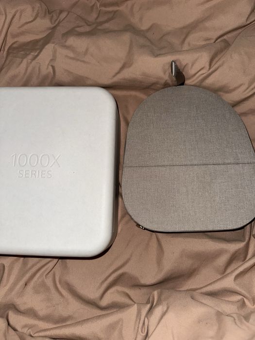 Sony WH-1000XM5