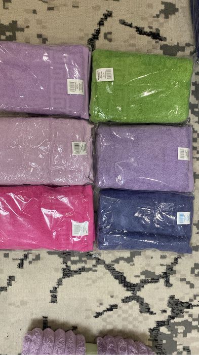 Продам постельное белье , одеяло , полотенце