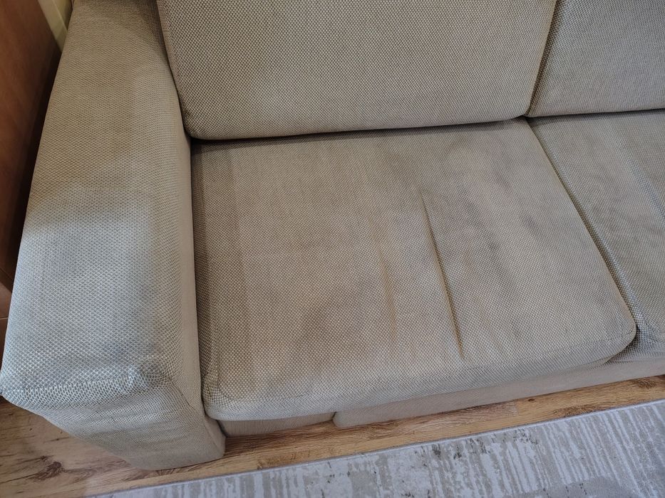 Продавам ъглов диван