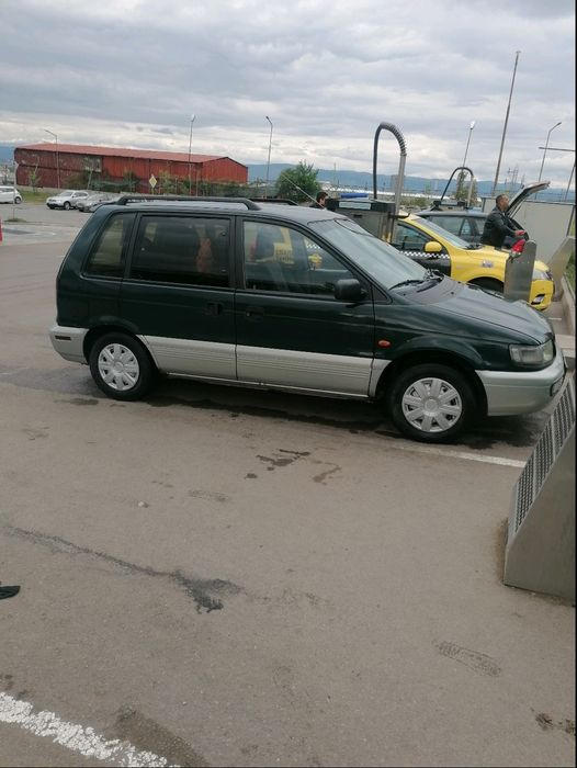 Mitsubishi space runner 1.8 4x4