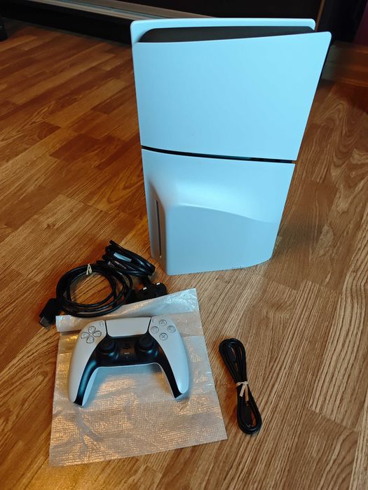 Playstation 5 slim disk перфектно състояние
