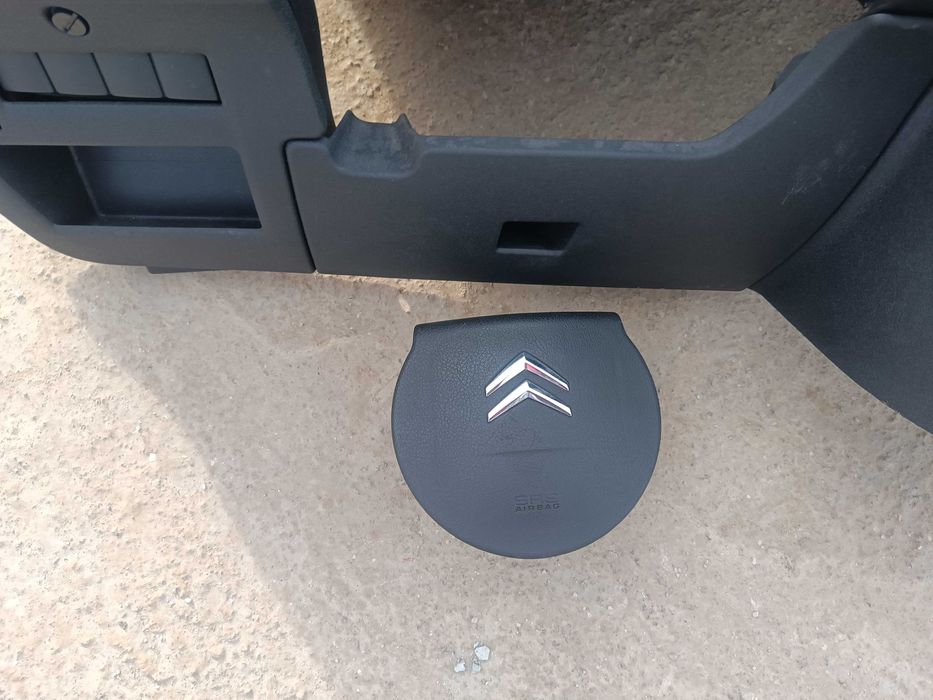 Табло арматурно с аербег за Ситроен Ц4 до 2010г / Citroen C4