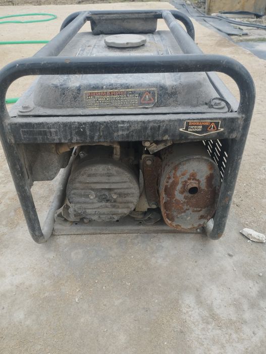 Генератор бензиновый