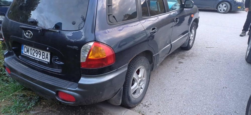 Хюндай Санта фе.