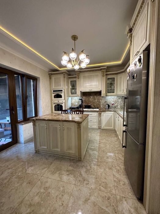 Dom в Мирзо-Улугбекском районе  на Алишеробод