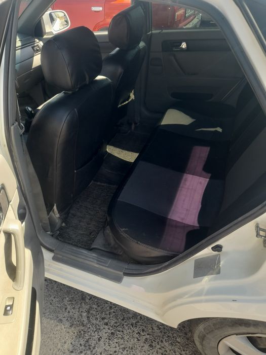 Gentra 2016 oq rangdagi mexanik korobka