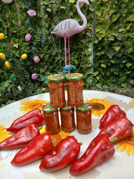 Vând zacuscă de vinete