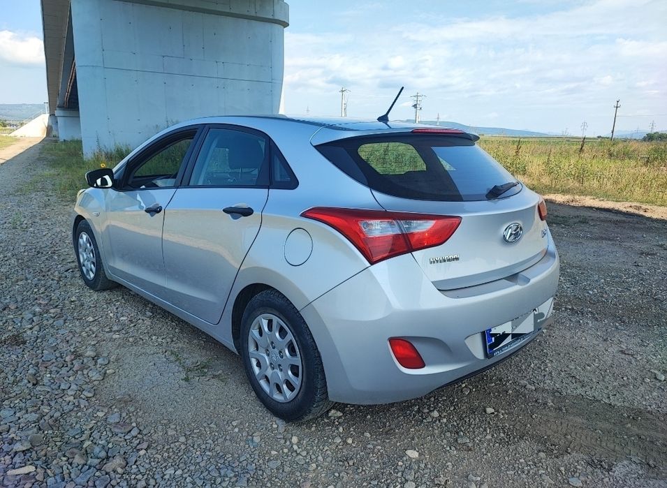 Hyundai i30  1.4D - accept unele variante