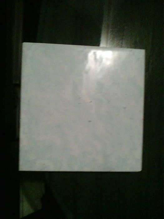 продавам импреграционна паста за камък и 120плочки фаянс