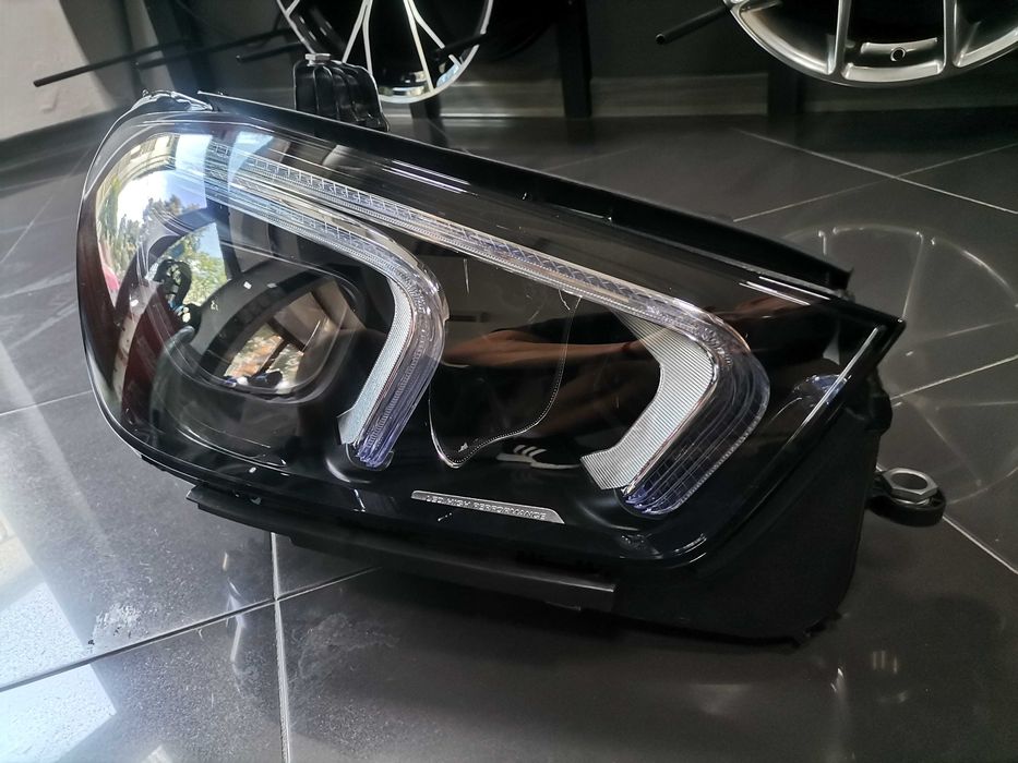К-т Десен Фар Mercedes GLE W167 167 Full LED High Performance Като Нов