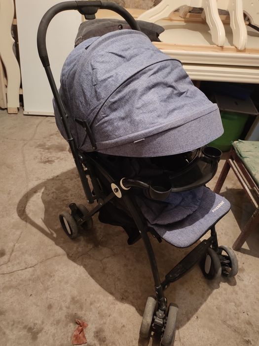 Продам детскую коляска