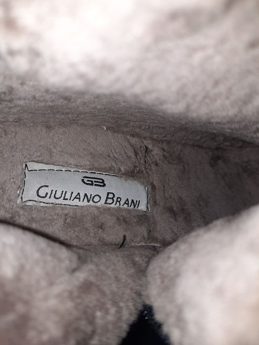 срочно продам женские сапоги