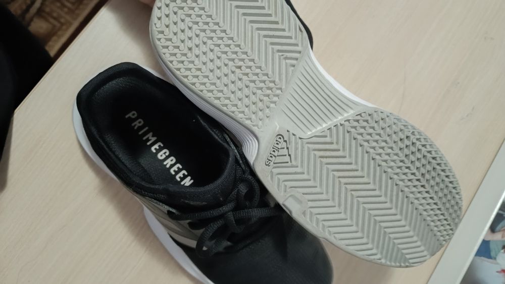 Adidași Adidas mărimea 38