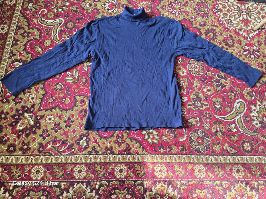 Мужские водолазки и женские водолазки .