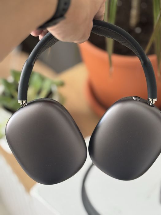 Airpods Max в хорошем состоянии