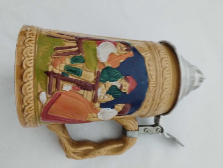 Cana decorativa pentru bere, cu capac