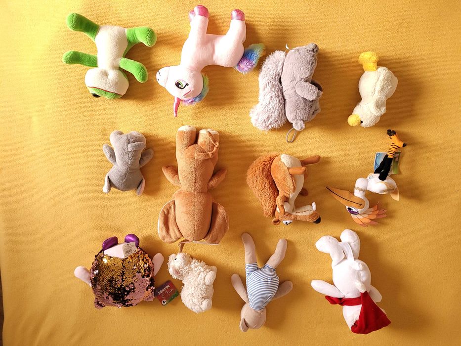 Set de 12 plusuri / jucarii cu diverse personaje