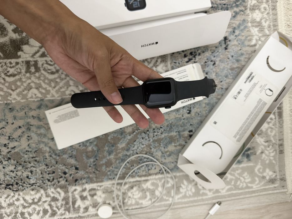 Продам apple watch