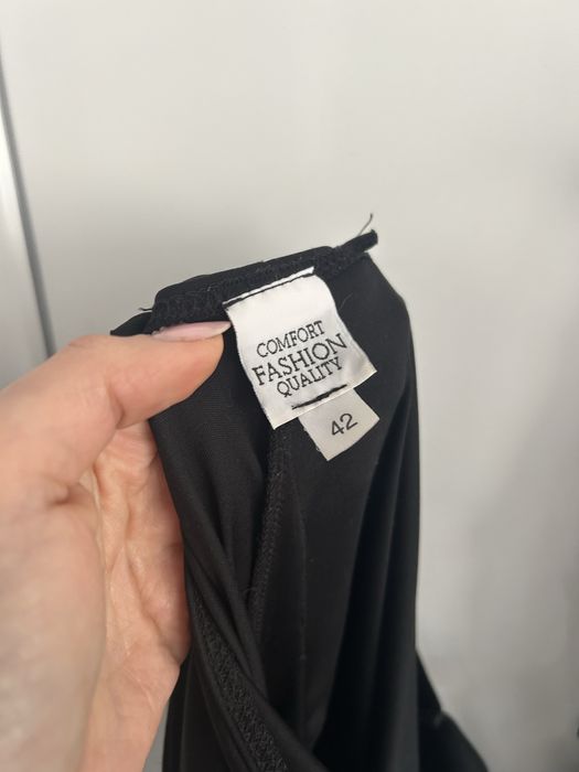 Rochie eleganta cu paiete