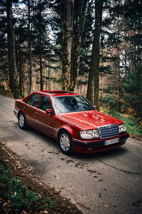 Mercedes-Benz E-Class 1991 benzină, 47.437 € — imagine 2