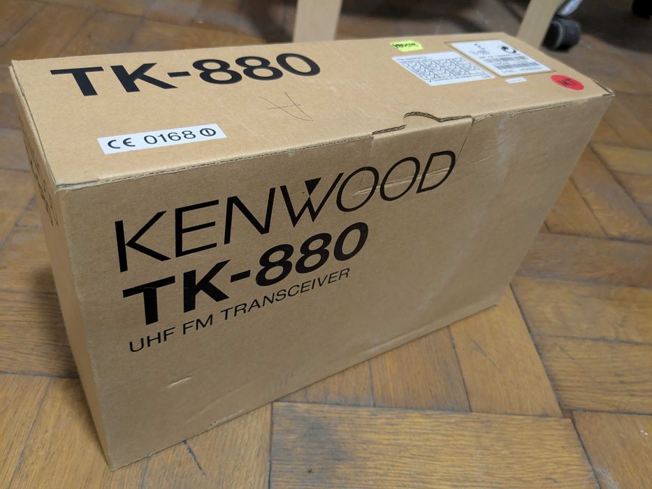 Stație radio UHF Kenwood TK 880
