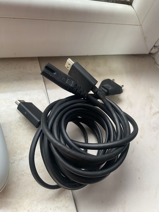 Xbox Series S + 2 controllere, stare foarte buna