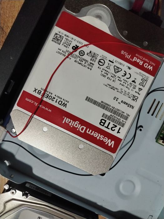 Продам 12тб жесткий диск