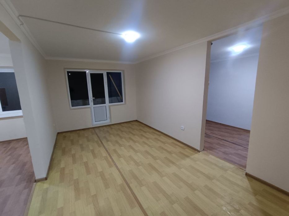 2 комнатная на 2 этаже