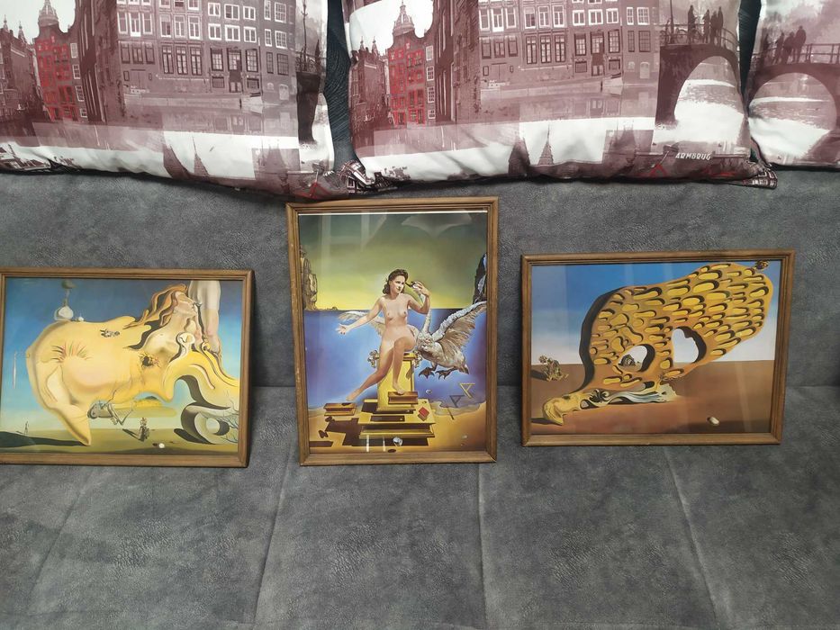 Картины 3 шт., автор Дали