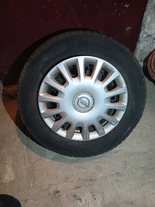 Vând roți Opel corsa