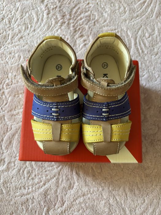 Kickers естествена кожа