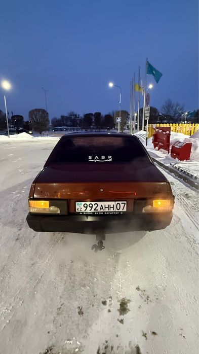 Продам Ваз 2199 , цена 400 000 тг тор у капота