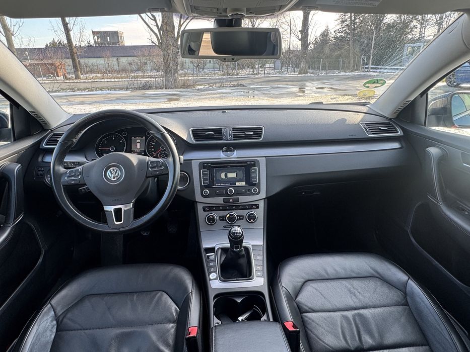 VW PASSAT 2014 Pano/keyless/piele/navi/distronic/soft close/rate/garan