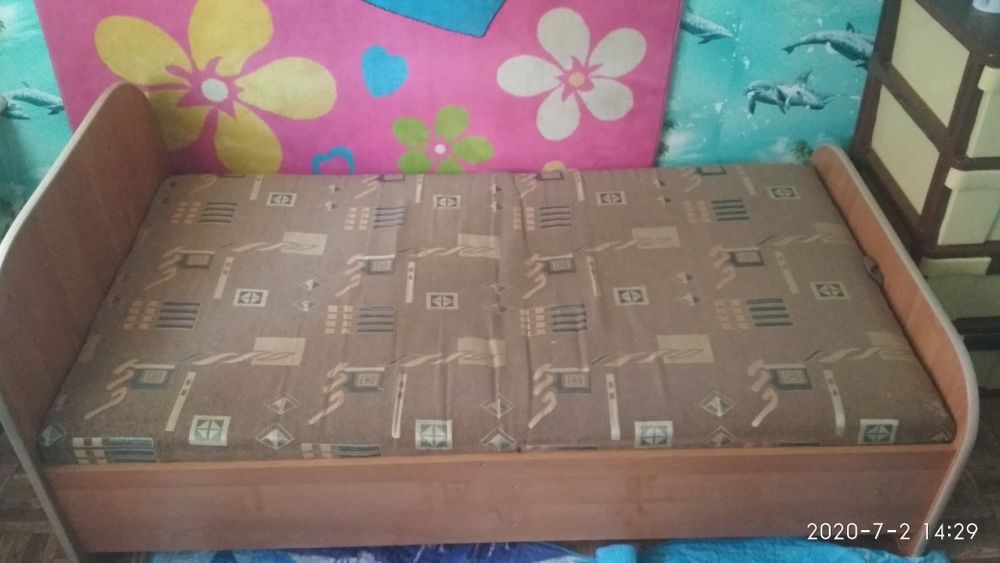 Кровать детская .