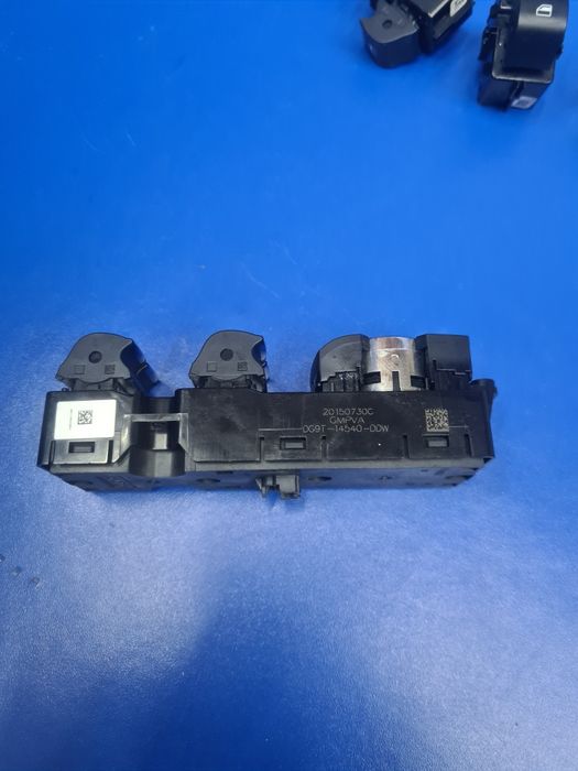 Butoane Geamuri Ford Mondeo Mk5